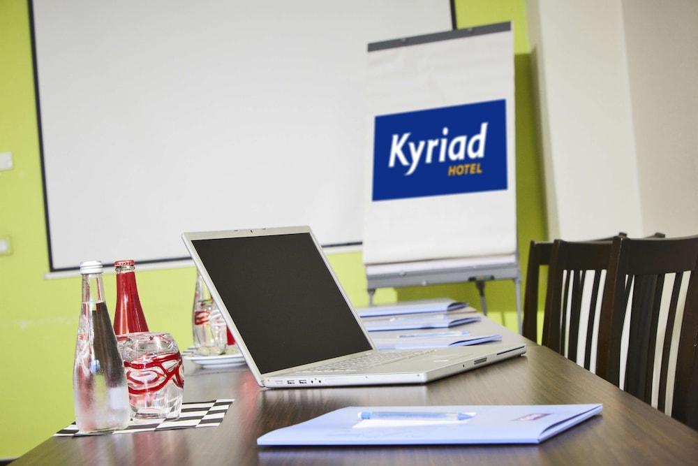 Enzo Hotels Reims Tinqueux By Kyriad Direct Exteriér fotografie